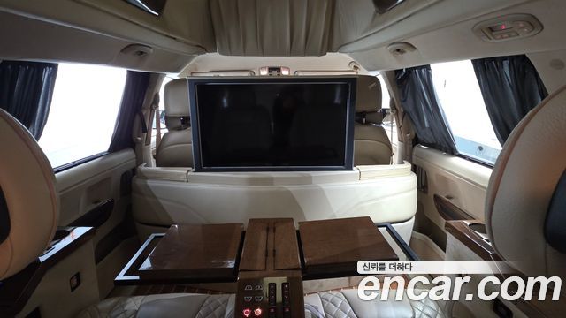 Kia Canival 2016 — photo 32