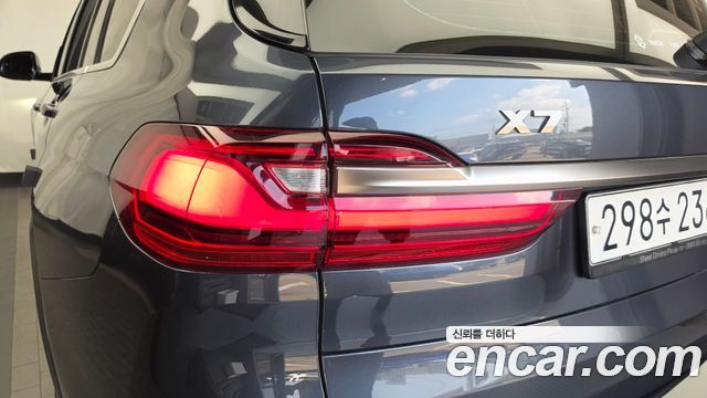 BMW X7 2020 — photo 9