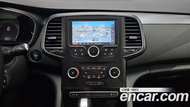 Renault Korea SM6 2019 — photo 14