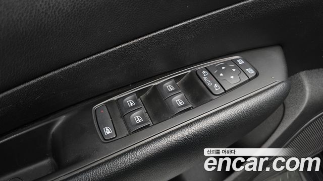 Renault Korea SM6 2019 — photo 17