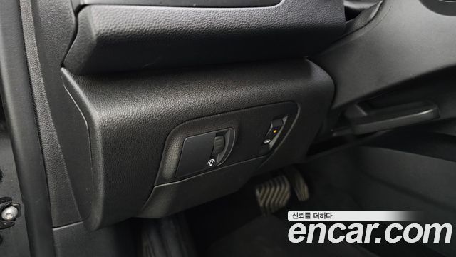 Renault Korea SM6 2019 — photo 18