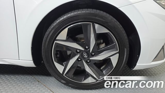 Hyundai AVANTE 2021 — photo 5