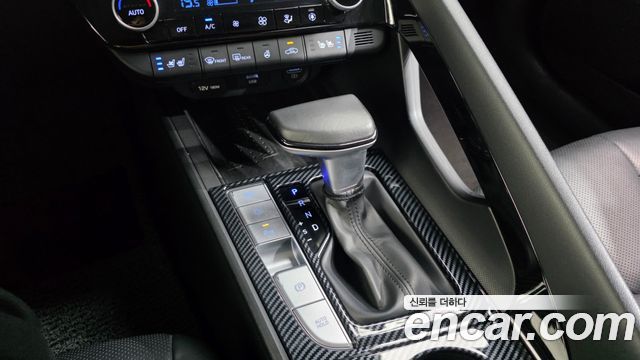 Hyundai AVANTE 2021 — photo 9