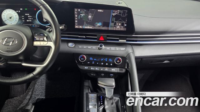 Hyundai AVANTE 2021 — photo 14