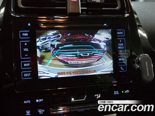 Toyota Prius 2018 — photo 6