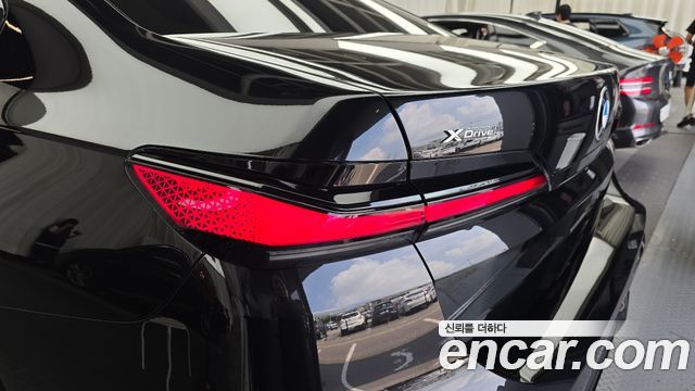 BMW 7-Series 2026 — photo 9