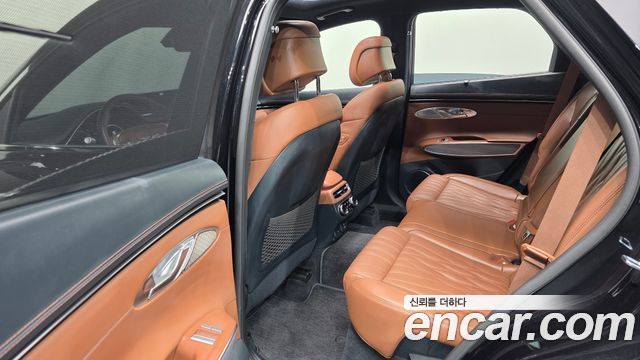 Genesis GV70 2024 — photo 18