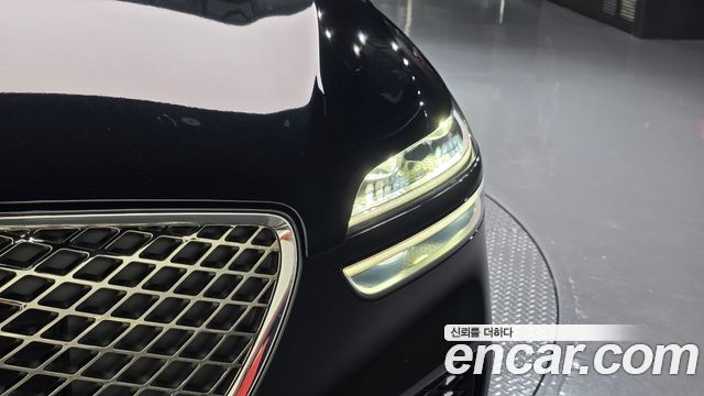 Genesis GV70 2024 — photo 8