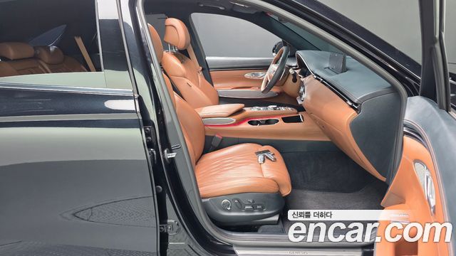 Genesis GV70 2024 — photo 16