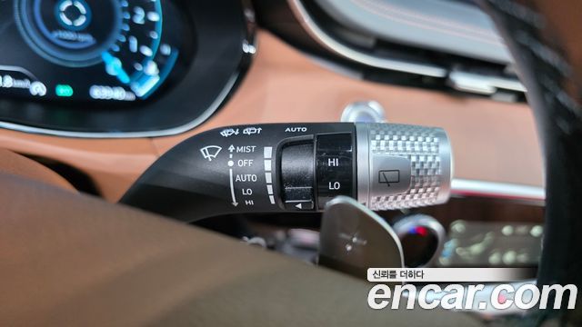 Genesis GV70 2024 — photo 29