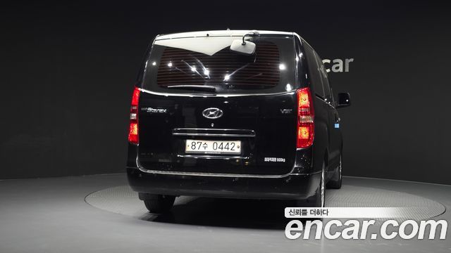 Hyundai Starex 2019 — photo 4