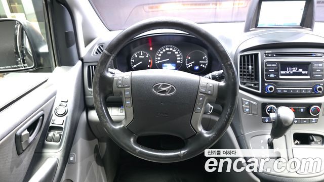 Hyundai Starex 2019 — photo 19