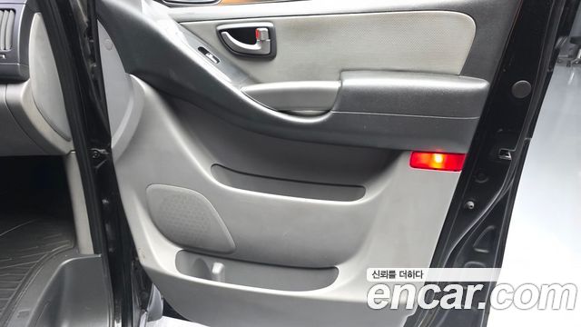 Hyundai Starex 2019 — photo 14