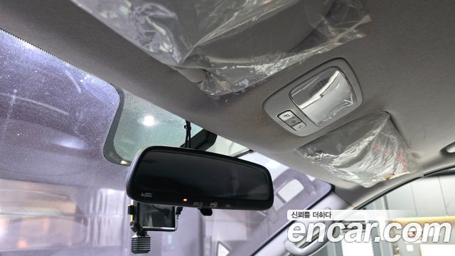 Hyundai Starex 2019 — photo 28
