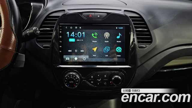 Renault Korea QM3 2014 — photo 20