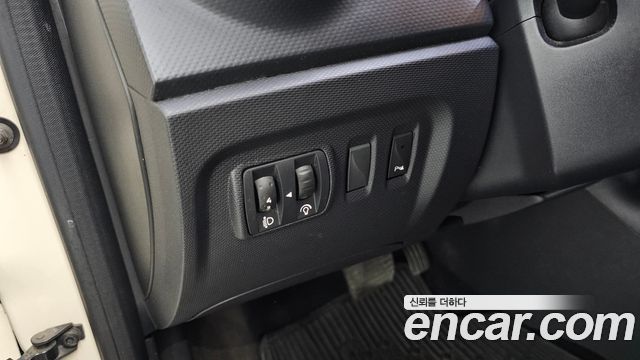 Renault Korea QM3 2014 — photo 24