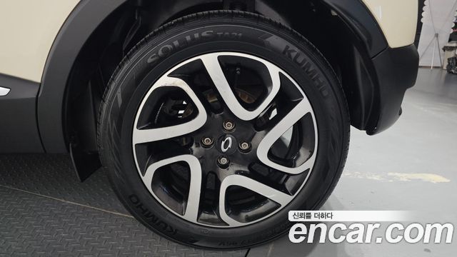 Renault Korea QM3 2014 — photo 7