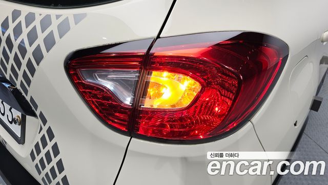 Renault Korea QM3 2014 — photo 9