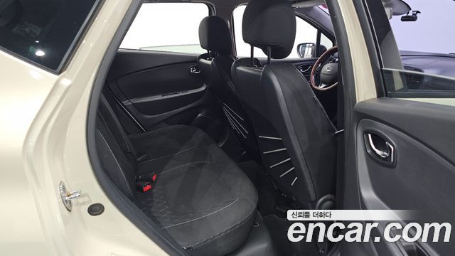 Renault Korea QM3 2014 — photo 16