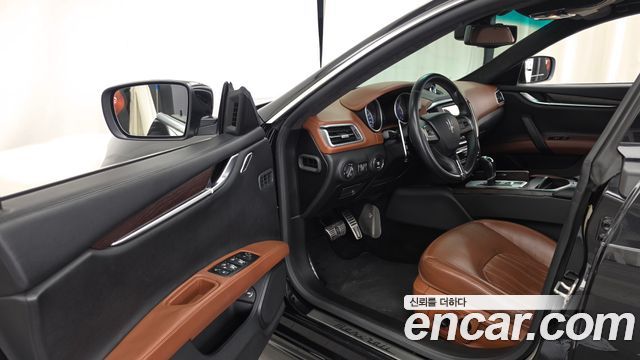 Maserati Ghibli 2014 — photo 10