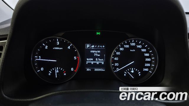 Hyundai AVANTE 2016 — photo 8