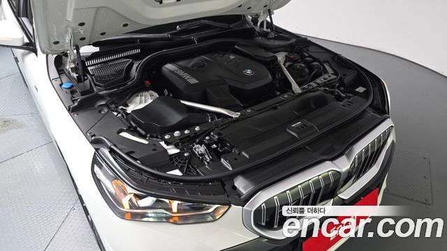 BMW 5-Series 2025 — photo 6
