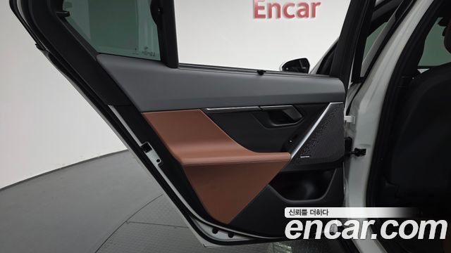 BMW 5-Series 2025 — photo 15