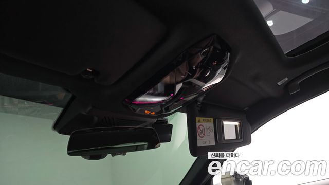 BMW 5-Series 2025 — photo 31