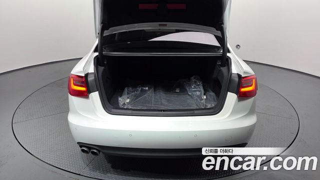 Audi A6 2015 — photo 20
