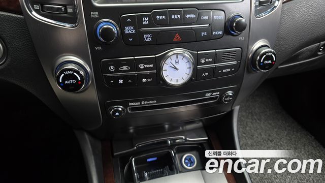 Hyundai Equus 2012 — photo 15