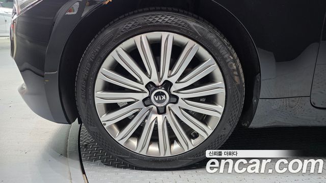Kia K9 2013 — photo 5