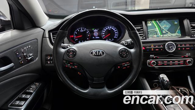 Kia K9 2013 — photo 13