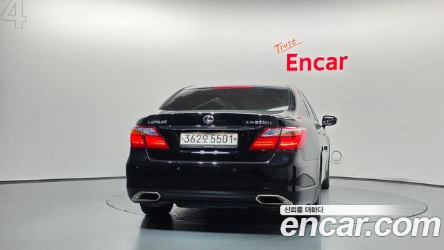 Lexus LS 2011 — photo 4