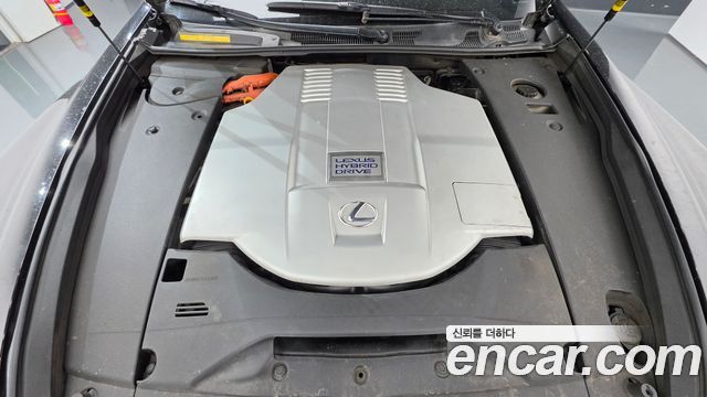Lexus LS 2011 — photo 6