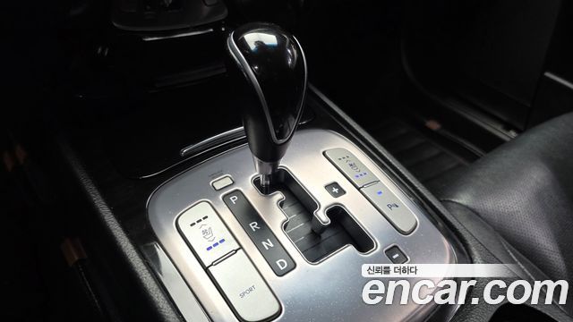 Hyundai Genesis 2012 — photo 12