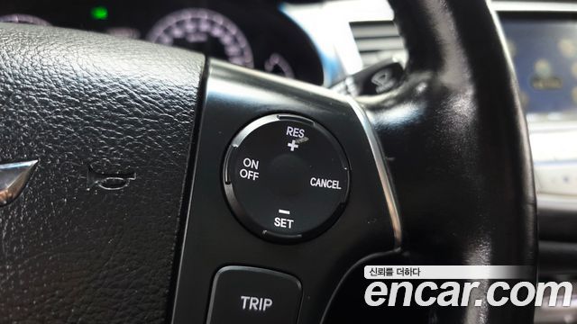 Hyundai Genesis 2012 — photo 23