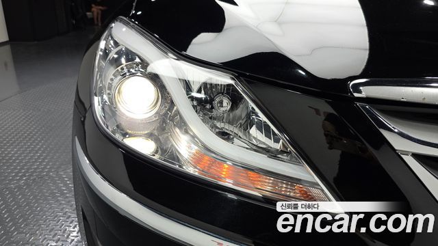 Hyundai Genesis 2012 — photo 8