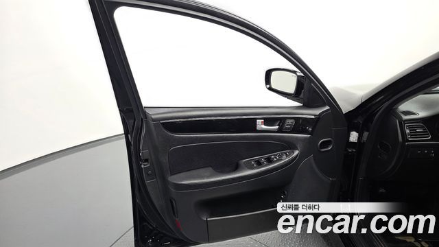 Hyundai Genesis 2012 — photo 14