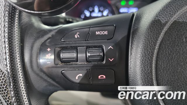 Kia Canival 2019 — photo 23
