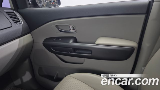 Kia Canival 2019 — photo 15
