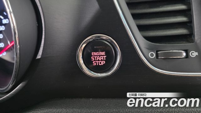 Kia Canival 2019 — photo 30
