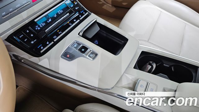 Hyundai Grandeur 2022 — photo 9