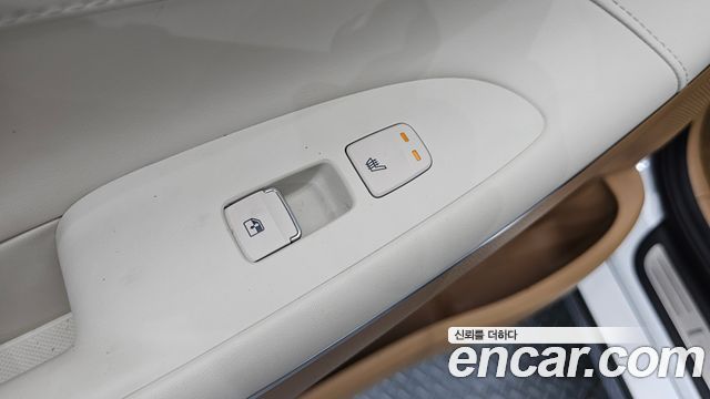 Hyundai Grandeur 2022 — photo 18