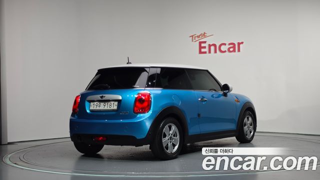Mini Cooper 2015 — photo 2