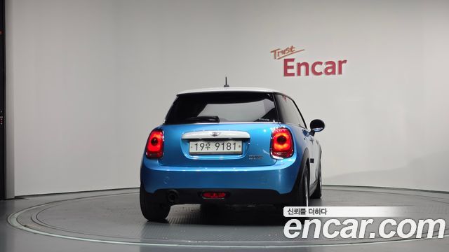 Mini Cooper 2015 — photo 4