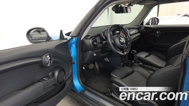 Mini Cooper 2015 — photo 10