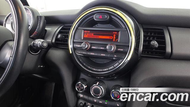 Mini Cooper 2015 — photo 14