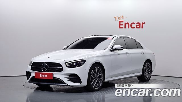 Mercedes-Benz E-Class 2021 — photo 1