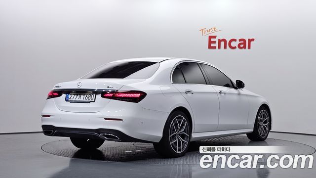Mercedes-Benz E-Class 2021 — photo 2