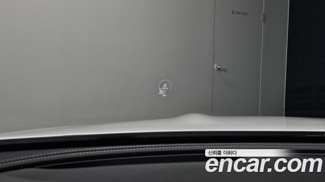 Mercedes-Benz E-Class 2021 — photo 31